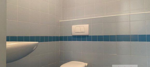 Gewerbliche Immobilie in Vicenza, Italy 238m², Nr. 351455 15