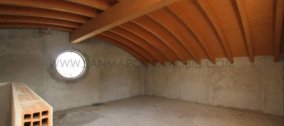 3 rooms House in Galbiate, Italy No. 149996 16