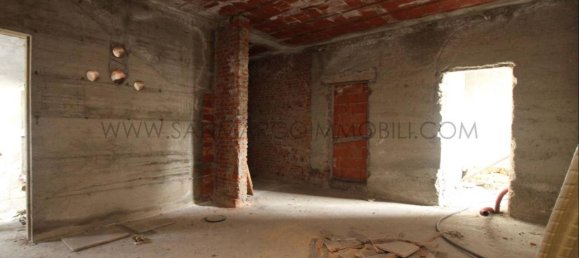 3 rooms House in Galbiate, Italy No. 149996 6