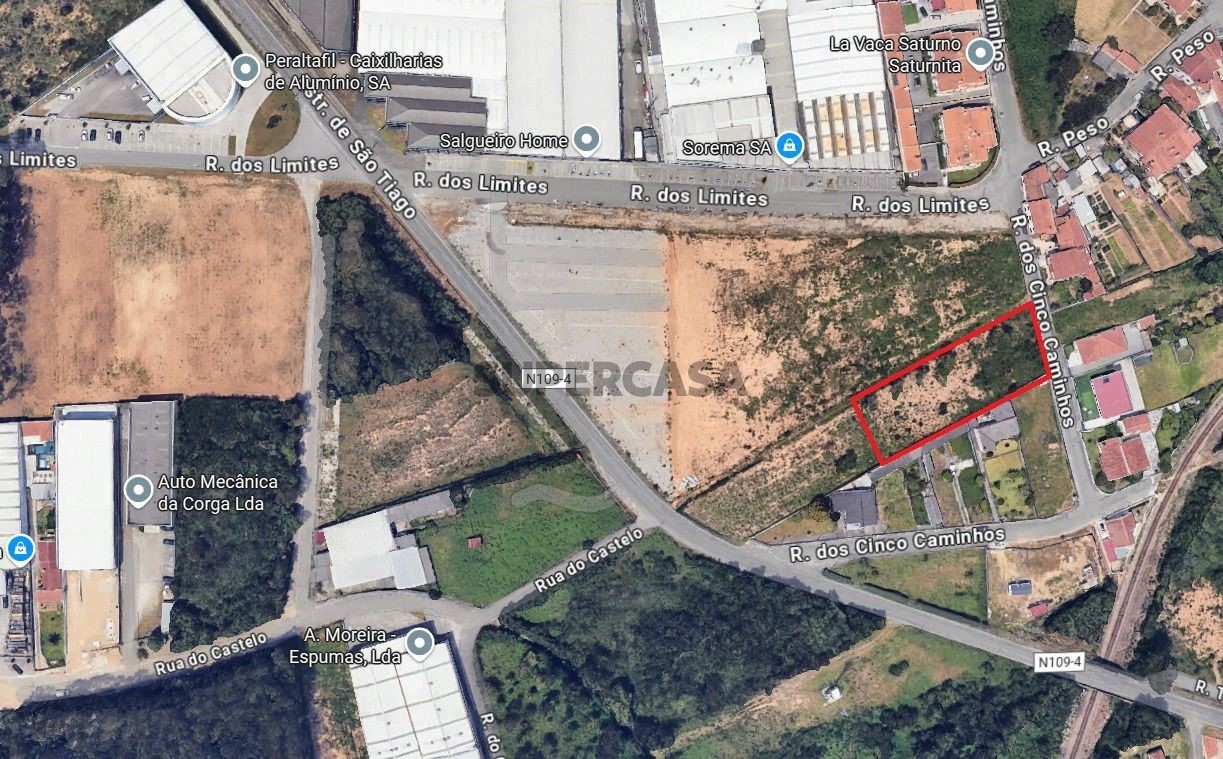  Land in Paramos, Portugal No. 244565