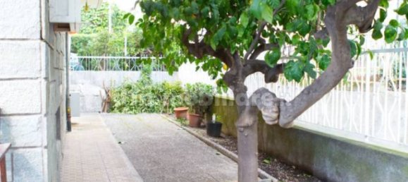 Apartamento de 2 dormitorios en Taggia, Italy No. 267158 5