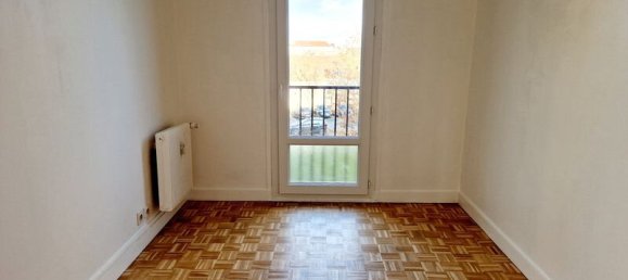 3 bedrooms Apartment in Compiegne, France No. 271216 6
