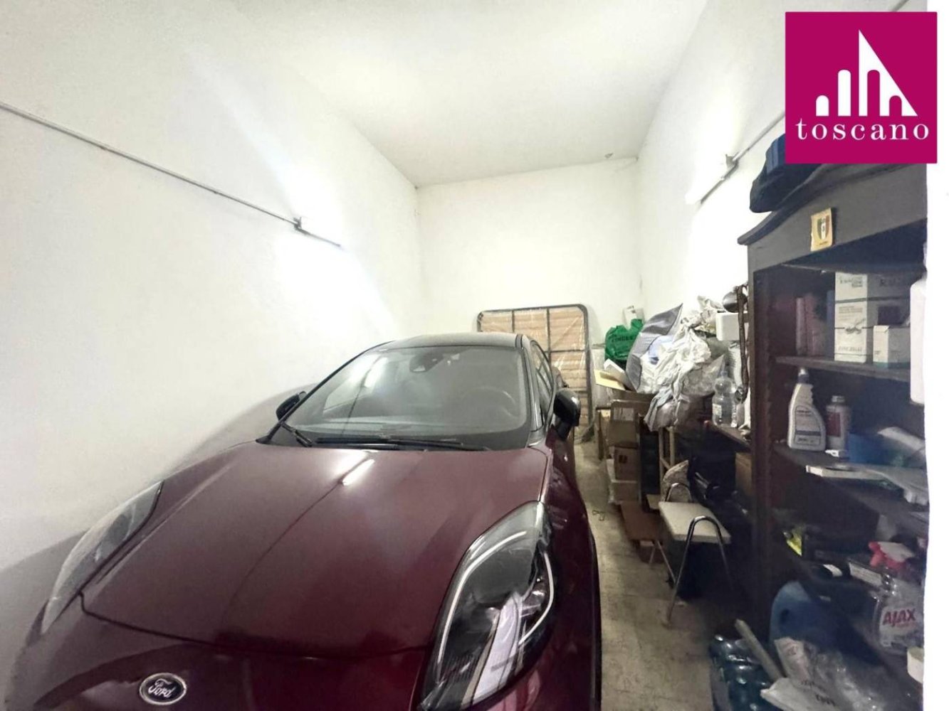 19m² Garage in Rome, Italy No. 350225