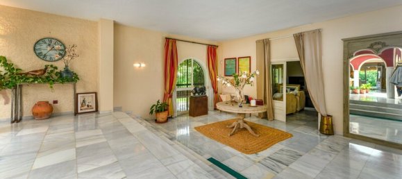 4 Schlafzimmer Villa in Marbella, Spain, Nr. 24881 22
