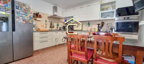 Casa de 4 habitaciónes en Mira, Italy No. 59519 5