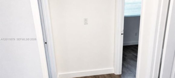 152.27 m² terreno en venta en Miami, Miami-Dade, Florida, USA № 615031 9