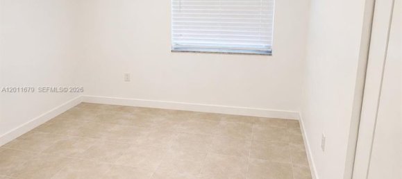 152.27 m² terreno en venta en Miami, Miami-Dade, Florida, USA № 615031 4