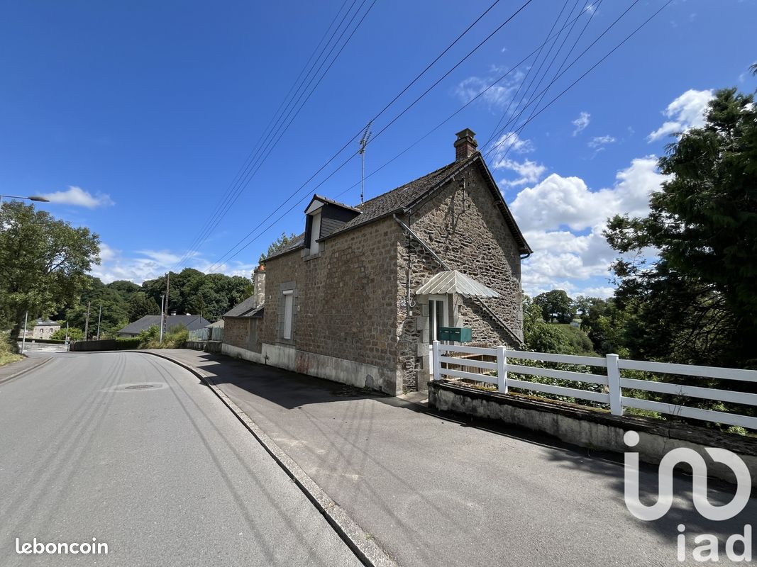 Casa de 5 dormitorios en Fougeres, France No. 290941