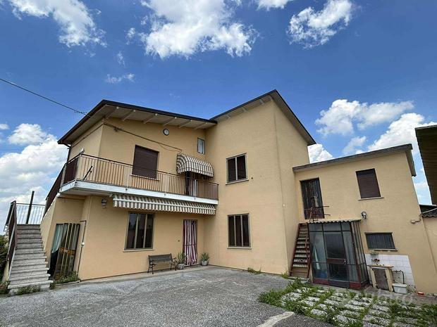 8 rooms Apartment in Boara Pisani, Italy No. 276766