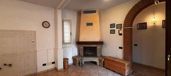 8 rooms Apartment in Boara Pisani, Italy No. 276766 6