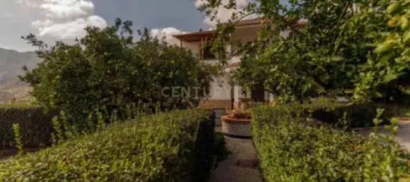 5 bedrooms House in Los Guajares, Spain No. 141534 4