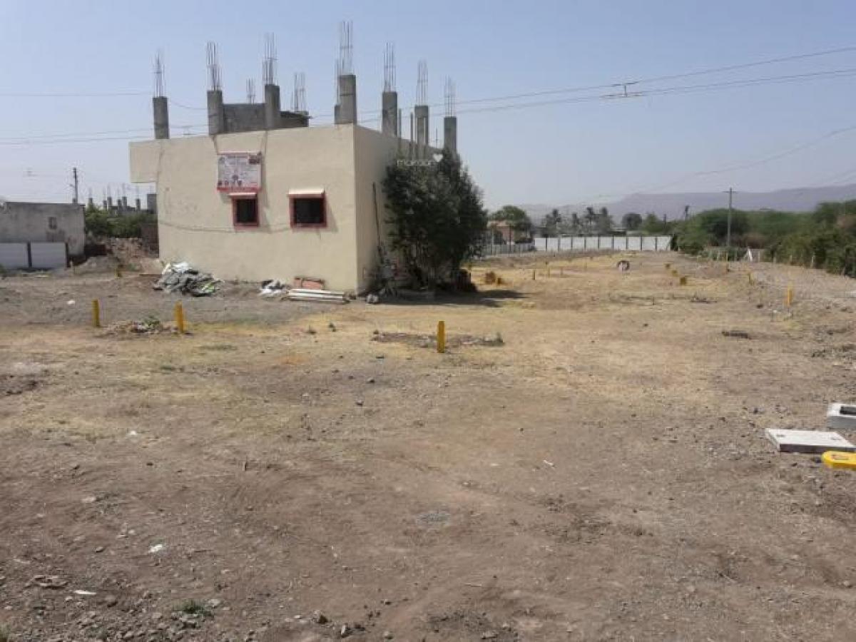  Land in Pune, India No. 35105