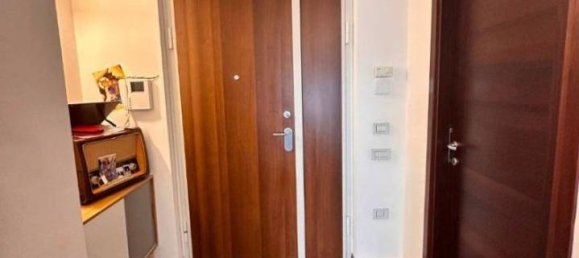 4 rooms Apartment in Perugia, Italy No. 32543 20