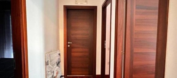 4 rooms Apartment in Perugia, Italy No. 32543 6