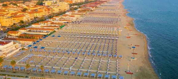 7 bedrooms House in Pietrasanta, Italy No. 399091 13