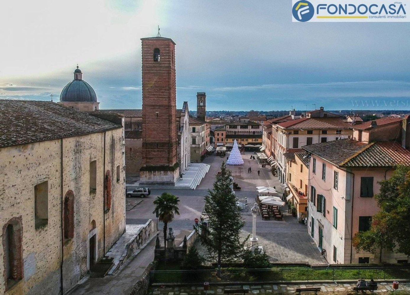 7 bedrooms House in Pietrasanta, Italy No. 399091