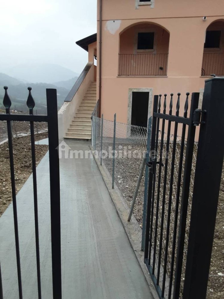 2 Schlafzimmer Wohnung in Terni, Italy, Nr. 223458