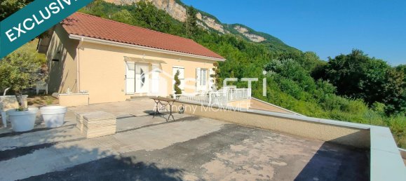 2 bedrooms House in Ain, France No. 330704 6