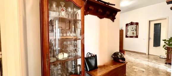 3 Schlafzimmer Wohnung in Albenga, Italy, Nr. 381639 8