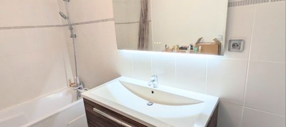 2 chambres Appartement à Saint-Étienne, France No. 341397 5