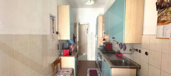 3 rooms Apartment in Rome, Italy No. 24638 15