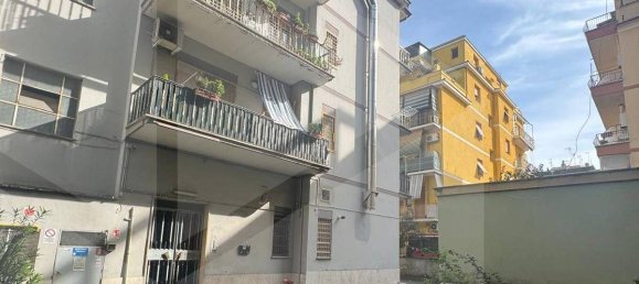 3 rooms Apartment in Rome, Italy No. 24638 30
