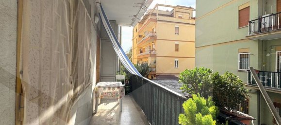 3 rooms Apartment in Rome, Italy No. 24638 7
