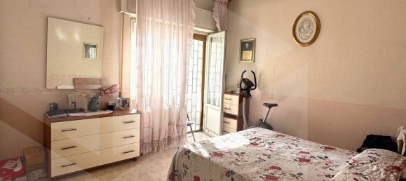 3 rooms Apartment in Rome, Italy No. 24638 20
