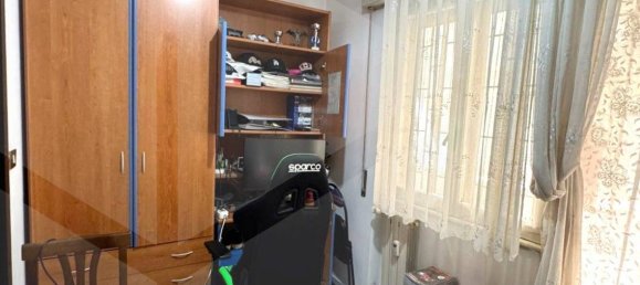 3 rooms Apartment in Rome, Italy No. 24638 24