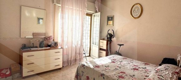 3 rooms Apartment in Rome, Italy No. 24638 18