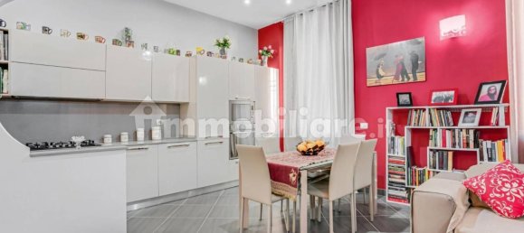 Apartamento de 2 dormitorios en Milan, Italy No. 244831 6