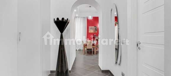 Apartamento de 2 dormitorios en Milan, Italy No. 244831 2