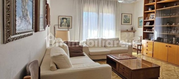 3 bedrooms Apartment in Chioggia, Italy No. 280795 2