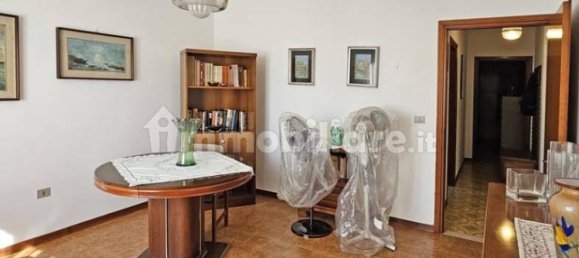 3 bedrooms Apartment in Chioggia, Italy No. 280795 4