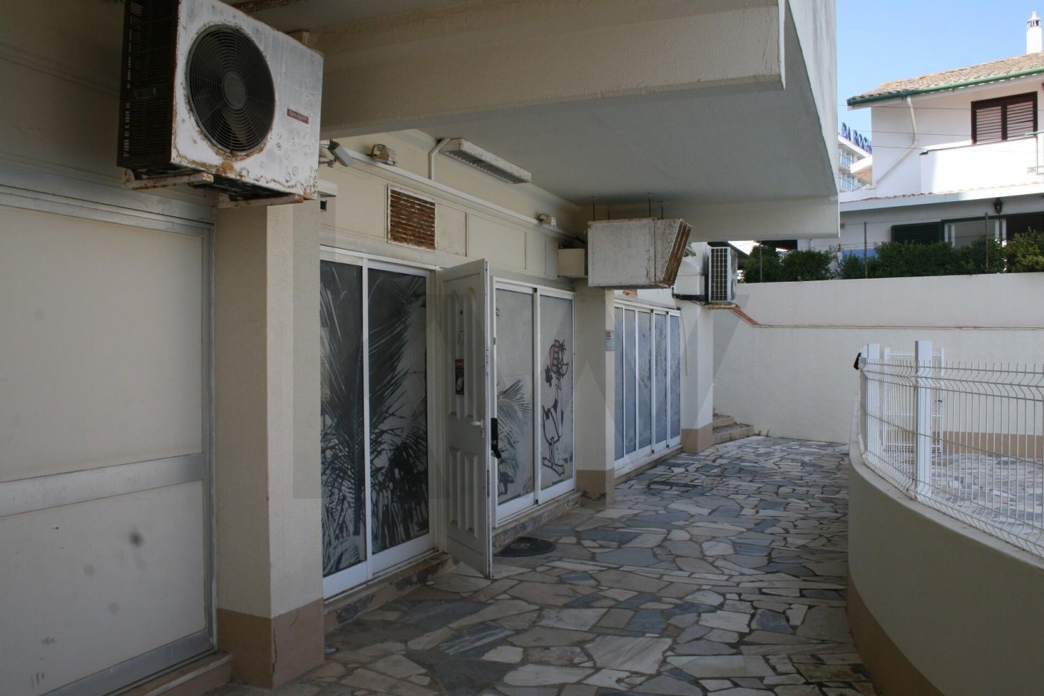 Propriété commerciale à Portimao, Portugal 180m² No. 203733