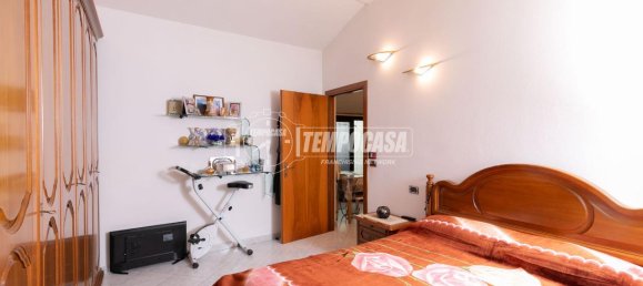 2-salle Appartement à Sant'Agata Bolognese, Italy No. 120733 6