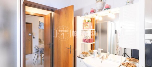 2-salle Appartement à Sant'Agata Bolognese, Italy No. 120733 9