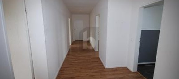 7-salle Bâtiment à Dusseldorf, Germany No. 231747 3