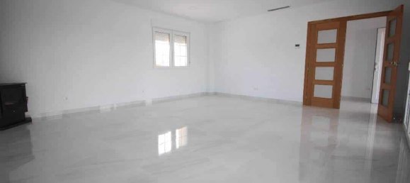 4 bedrooms Villa in Pinoso, Spain No. 10252 4