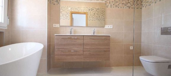 4 bedrooms Villa in Pinoso, Spain No. 10252 24