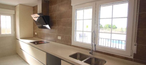 4 bedrooms Villa in Pinoso, Spain No. 10252 19