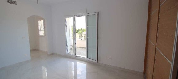 4 bedrooms Villa in Pinoso, Spain No. 10252 23