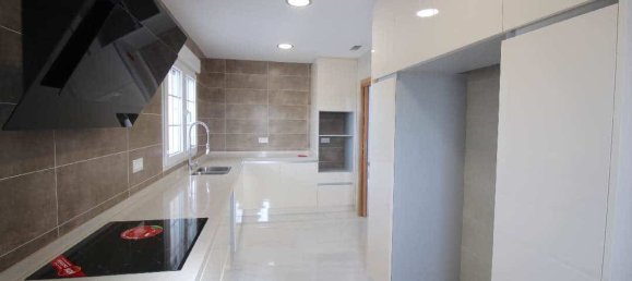 4 bedrooms Villa in Pinoso, Spain No. 10252 20