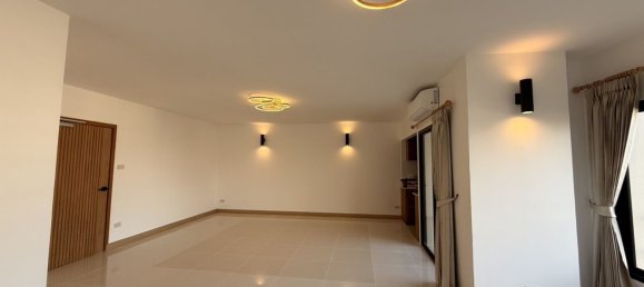 Apartamento em condomínio em Chiang Mai, Thailand N.º 64246 2