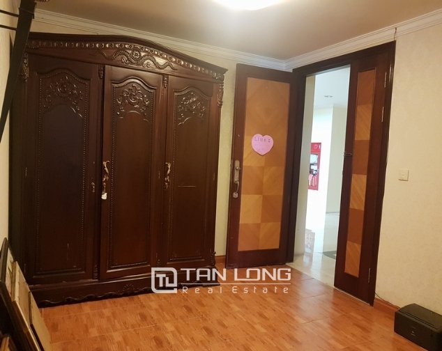 4 bedrooms Apartment in Tay Ho, Vietnam No. 1584