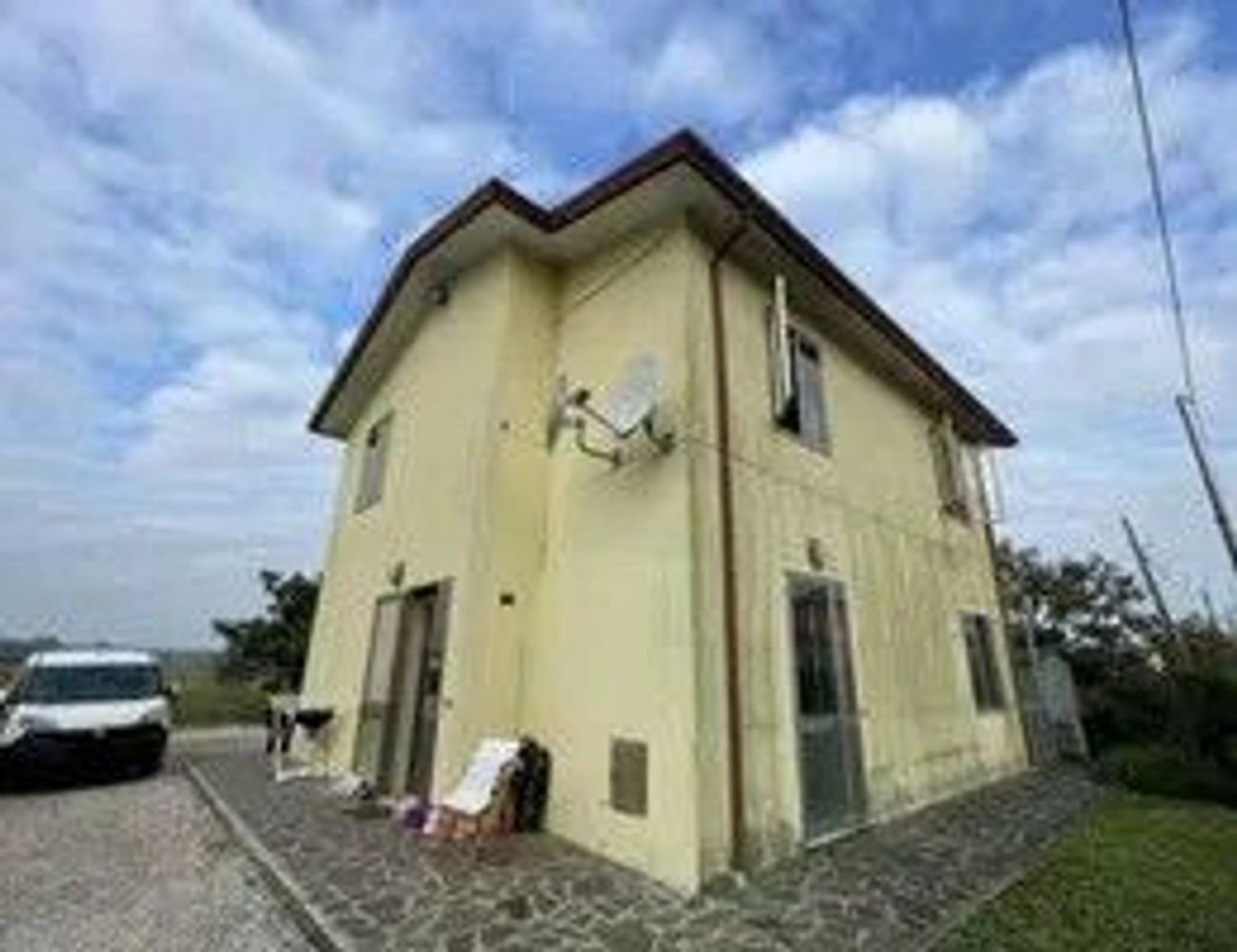 4 rooms Apartment in Castelfranco Veneto, Italy No. 218014