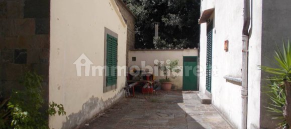 7 bedrooms House in Fiesole, Italy No. 375159 3