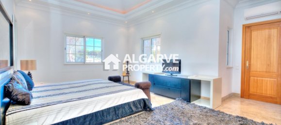 4 bedrooms House in Almancil, Portugal No. 103089 3