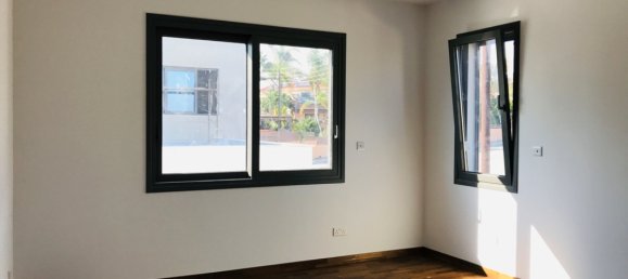 7 rooms Villa in Limassol, Cyprus No. 2025 3