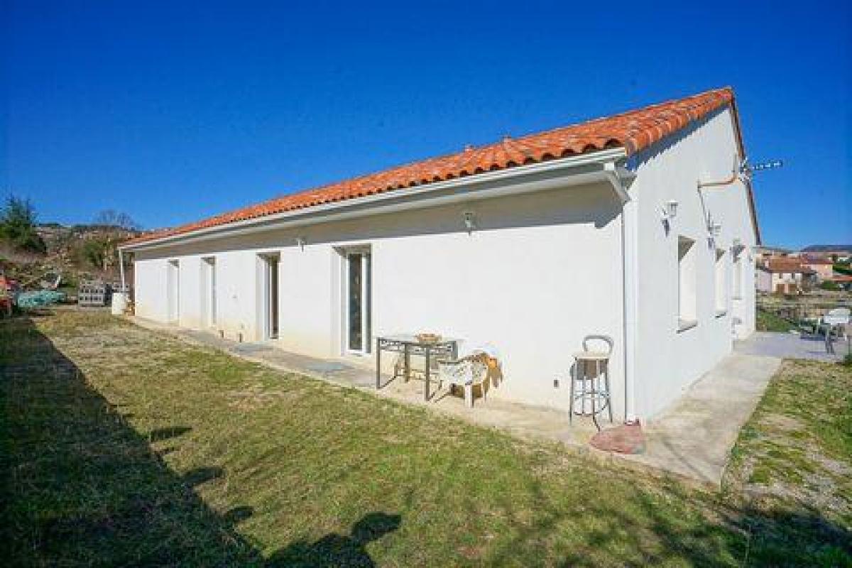 3 bedrooms House in Millau, France No. 23174